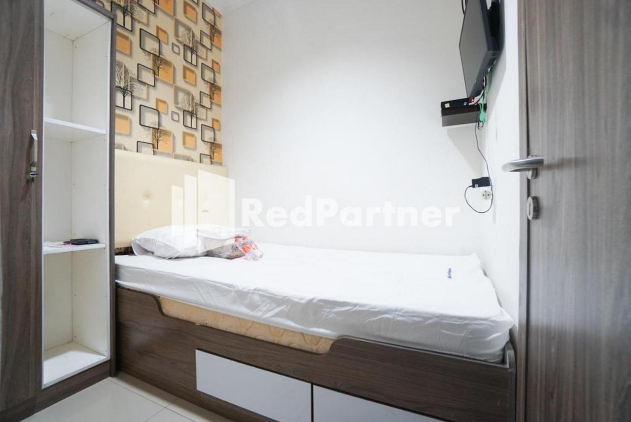 Eascot Hotel RedPartner Jakarta Exterior foto